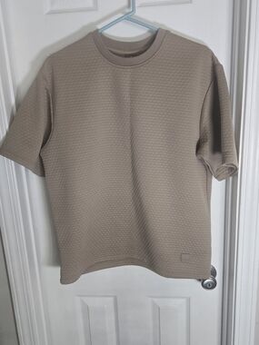 Saints Men's Short-Sleeve Textured Crew Neck T-Shirt in Taupe SIZE M